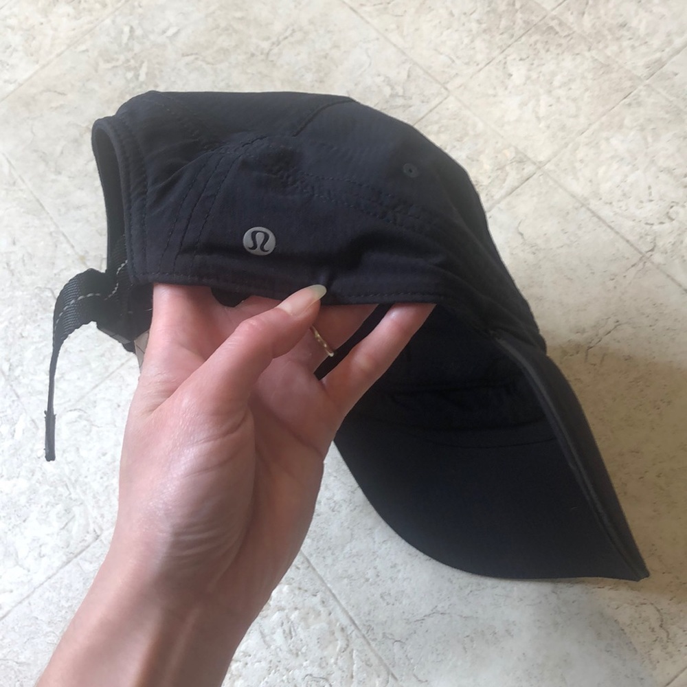 Lululemon hat